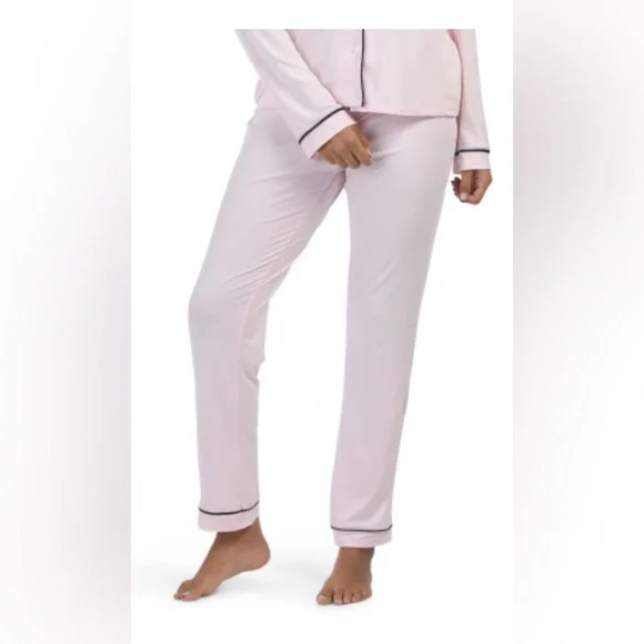 Born Notch Collar Pajama Set in Pink!